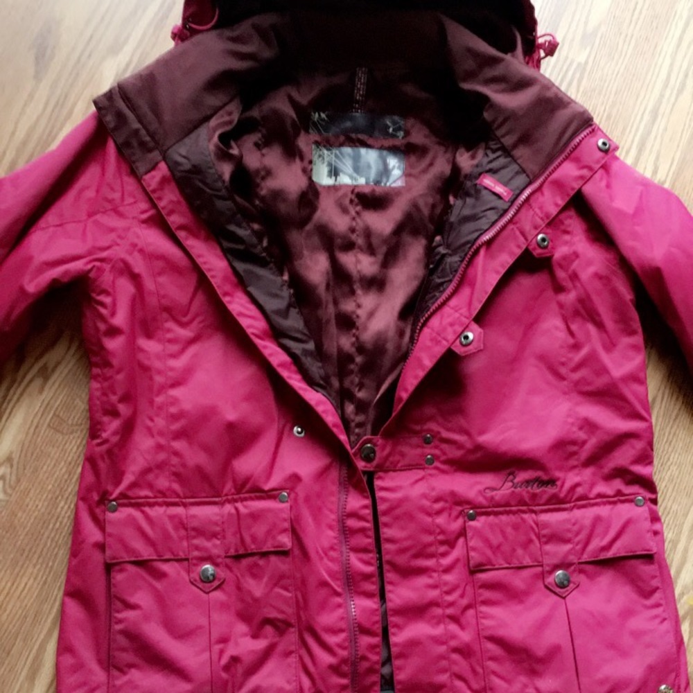 Burton Women’s Snowboarding Winter Jacket